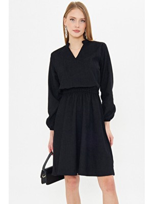 Armonika Kadın Siyah Kadife V Yaka Beli Lastikli Ince Fitilli Kloş Elbise ARM-25K001049
