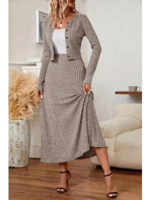 Mossta Uzun Kollu Düğmeli Bluz Yüksel Bel Etek Kaşkorse Ikili Takım - Bej