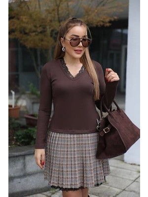 Martcini Kadın Uzun Kollu Denteli Yaka Ekose Etek Detay Diz Üstü Elbise