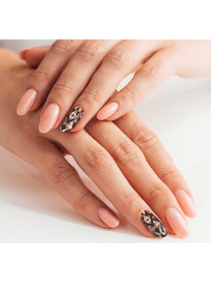 Artikel Yılan Derisi Desenli Tırnak Dövmesi