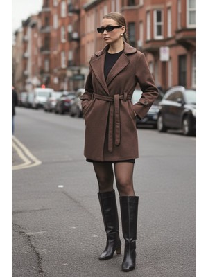 Kaşe Kadın Şık Yaka Kaban ve Kemer