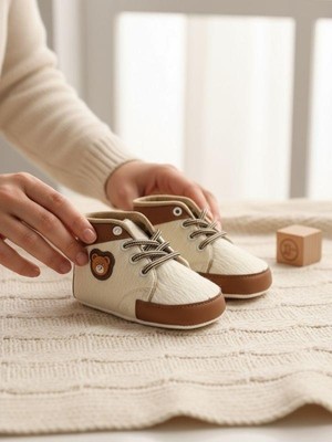 Zekids Erkek Bebek Ayıcık Desenli Bağcıklı Ayakkabı Görünümlü Patik