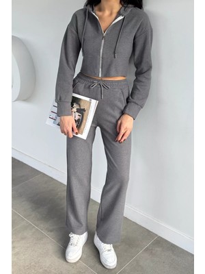 Gülseli Kadın Selanik Kumaş Ön Fermuarlı Kapüşonlu Sweat Bel Lastikli Pantolon Ikili Takım P-00019650