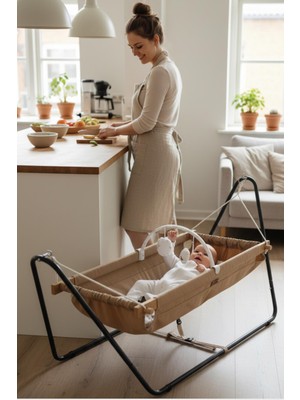 Wellgro Cozy Nest Kahverengi Hamak Beşik, Anne Yanı Bebek Hamağı Ergonomik Tasarım ve Yıkanabilir Pamuklu Kumaş ile 138x50x56 cm