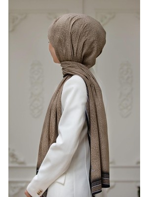 Vissona Lüks Medine Ipeği  Desenli Bej  Renkli 75X195 Kırışmaz Şal Moss Krep Dikiş Tipi Italyan Dikişli