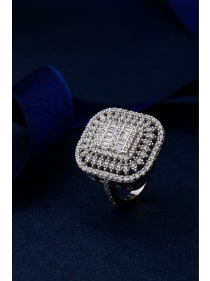 Innuendo 925 Ayar Gümüş Baget Çok Taşlı Yüzük