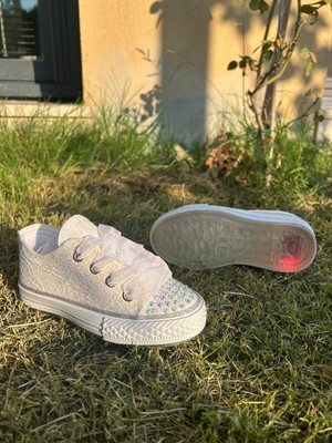 Scarpe Magiche Beyaz Kız Çocuğu Ayakkabısı Işıklı (31-35 Numara Arası Işıksızdır )