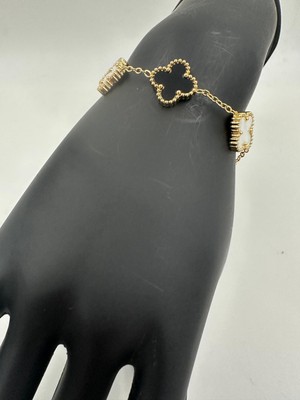 Stainless Steel Lüks Altın Rengi Siyah Beyaz Dolgulu Yonca Motifli Çelik Bileklik