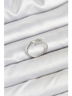 Vice Avm Pirinç Gümüş Renk Kalpli Detaylı Zirkon Taşlı Kadın Yüzük EB-53-vice/(1395) 2897