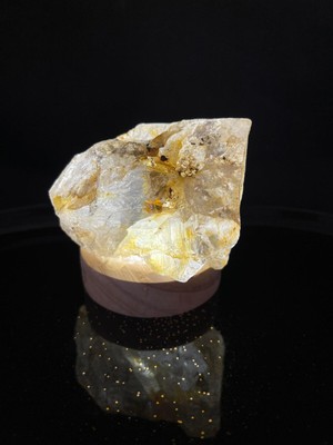 Empressco Kristal Kuvars Doğaltaş Huzur Lamba, Doğal Enerji ve Şıklık Sunar.