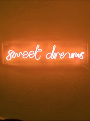 Empressco Sıcak ve Şık Turuncu Neon LED Dekoratif Aydınlatma, Odanızı Güzelleştirir