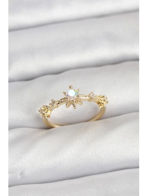 Clariss Gold Renk Pirinç Yıldız Model Kadın Yüzük