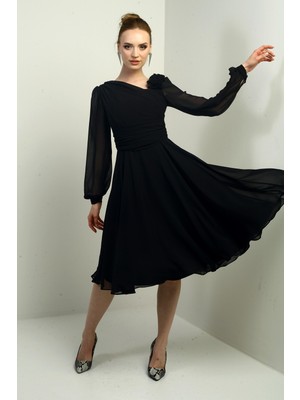 By Saygı Kadın Çiçek Detaylı Astarlı Uzun Kollu Şifon Midi Elbise
