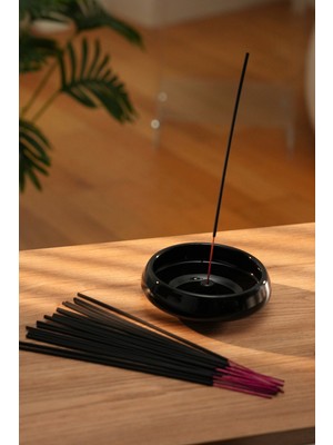 Love Bundles 20 Adet Yasemin Çubuk Tütsü ve Siyah Seramik Çubuk Tütsülük