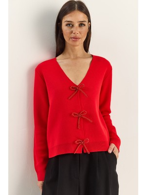 Shade Kadın Incili Fiyonk Aksesuarlı V Yaka Triko Hırka