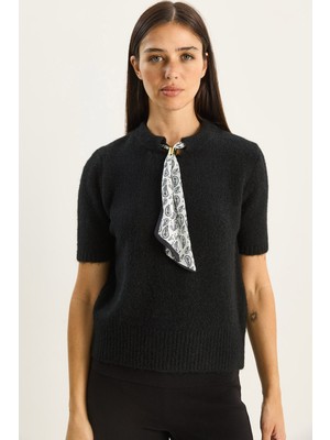 Shade Kadın Bisiklet Yaka Fular Detaylı Kısa Kollu Triko Kazak