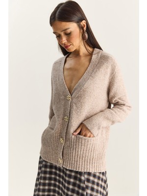 Shade Kadın V Yaka Taş Düğmeli Cepli Yumuşak Dokulu Triko Hırka