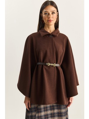 Shade Kadın Yakalı Tek Düğme Detaylı Kemerli Kaşe Panço