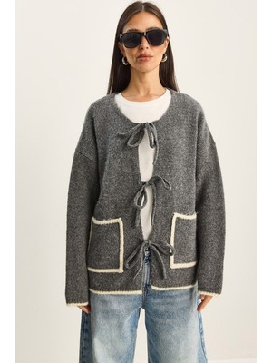 Shade Kadın Önden Bağlamalı Cep Detaylı Triko Hırka