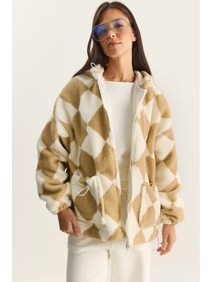 Shade Kadın Baklava Desenli Astarlı Kapüşonlu Peluş Mont