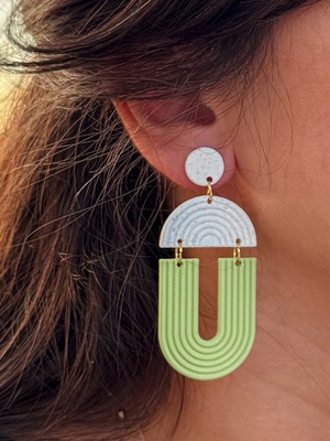 Happiears Yeşil ve Beyaz Yarım Daire Desenli Modern Tasarım Küpe