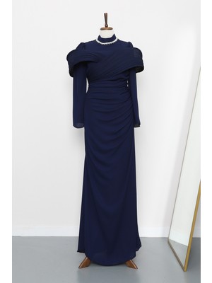 İmaj Butik Lacivert Yakası Taş Detaylı Omuzu Kat Drapeli Abiye