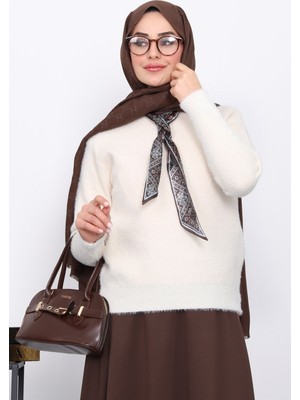 İmaj Butik Krem Fular Detaylı Angora Yumoş Kazak