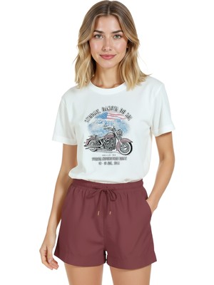 Color Luxe Kadın Beyaz Relaxed Fit %100 Pamuk Tişört – Sturgis Vintage Motosiklet Baskılı