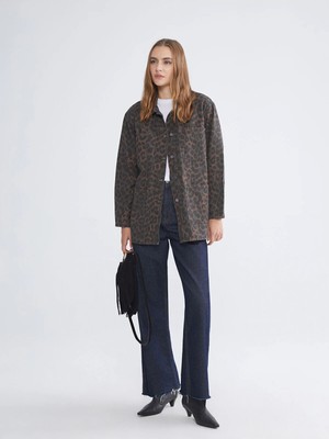 LC Waikiki Classic Kahverengi Leopar Desenli Kuşaklı Kadın Jean Ceket