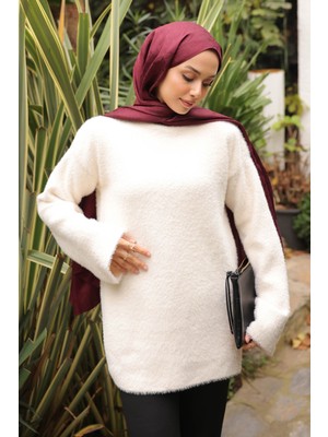 İmaj Butik Krem Dik Yaka Angora Yumoş Triko Kazak