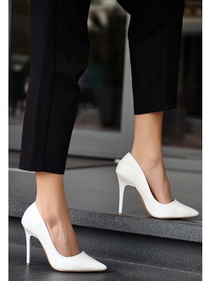 Colezium Hillar Beyaz Cilt Stiletto Ayakkabı