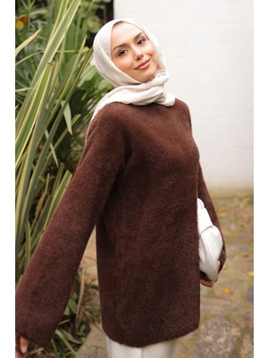İmaj Butik Kahverengi Dik Yaka Angora Yumoş Triko Kazak