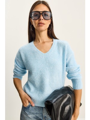 Shade Kadın Kendinden Dokulu V Yaka Kazak