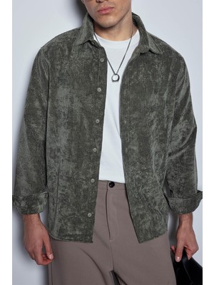 Abluka Online Erkek Oversize Kadife Dokulu Uzun Kollu Gömlek Haki Yeşil