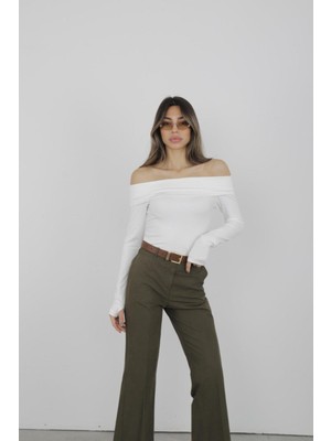 Ecenin Favorileri Madonna Yaka Beyaz Kadın Bluz