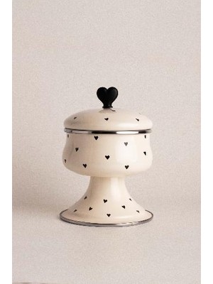 Black Cupid Şekerlik