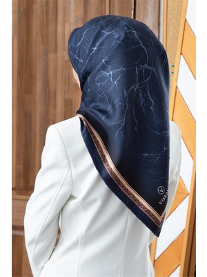 Vissona %100 Twill Ipek Mermer Desenli Lacivert Renkli 90X90 Eşarp Dikim Şekli : El Dikişi