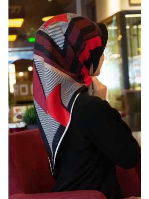 Vissona %100 Twill Ipek Geometrik Desenli Bordo - Siyah Renkli 90X90 Eşarp Dikim Şekli : El Dikişi
