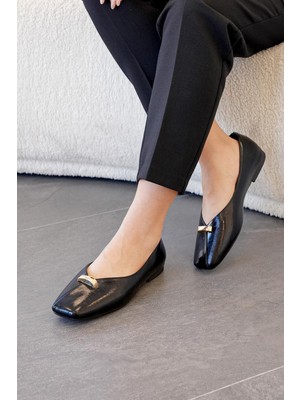 Stilbagshoes Amalia Toka Detaylı Küt Burun Kadın Babet Siyah