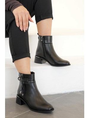 Stilbagshoes Emily Yan Fermuar ve Biye Detaylı Kadın Bot Siyah