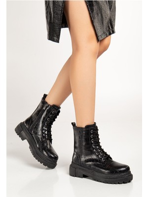 Zerenyus ZRİN812-356 Premium Siyah Kroko Bağcıklı Fermuarlı Günlük Kadın Bot