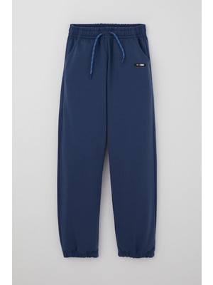 Breeze Erkek Çocuk Eşofman Altı Bağcık Aksesuarlı Arma Detaylı 4-8 Yaş, Indigo