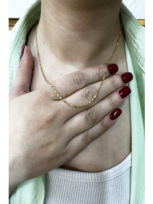 Şamlı Erdoğan 14 Ayar Altın Dikdörtgen Geçmeli Kutu Zincir Kolye