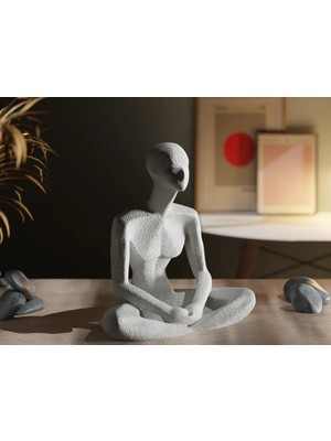 Forge Triverse Meditative Muse Heykeli Biblosu