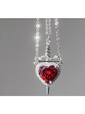 Kırmızı Kalpli Kılıç Kolyesi Çelik