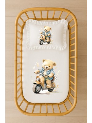 Moda Lime Isimli Bebek Nevresim Takımı 70X120 – Scooter Sürüşlü Ayıcık Tasarım Fırfırlı Dolgulu Yastıklı