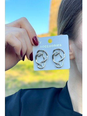 Renk Atmaz Geometrik Kadın Küpe