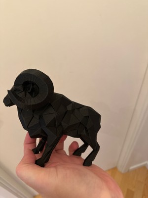 TSC Modern Koç Formu – Hediyelik Doğal Masa Üstü Süs Objeleri 14CM