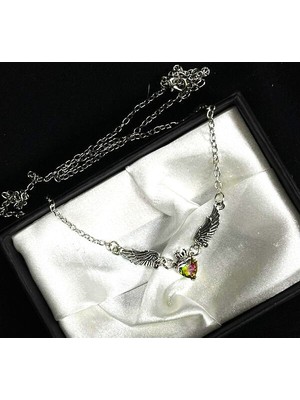 Dükkan Design Kanatlı Aşklar Kalpli Taşlı Kolye