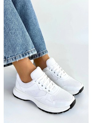 Slar Beyaz Cilt Bağcıklı Spor Ayakkabı